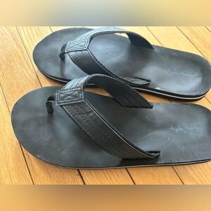 Fair condition 6/10 Panama Jack men’s Black thong sandals SZ 10!!